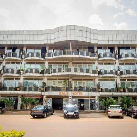 Sal'S Boutique Hotel Kampala Luaran gambar