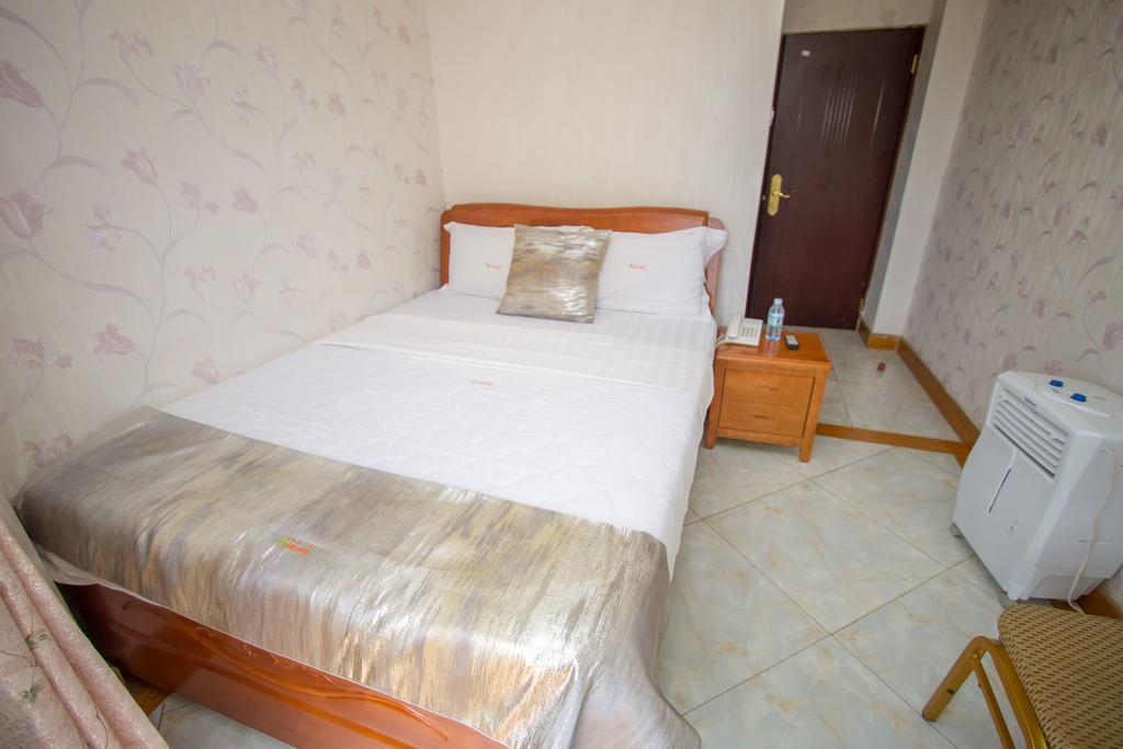 Sal'S Boutique Hotel Kampala Luaran gambar