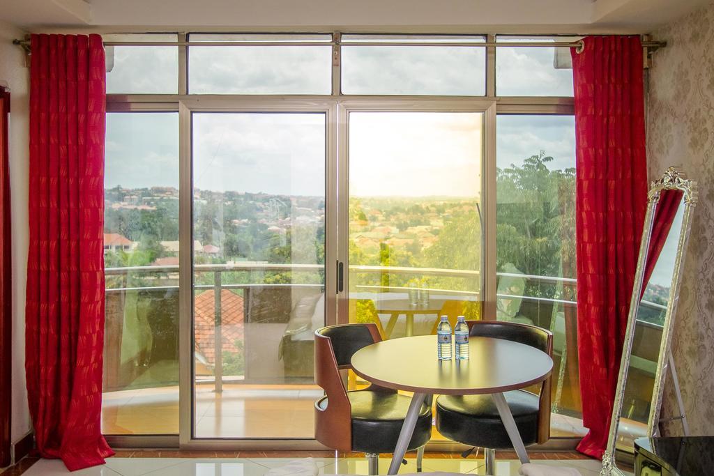 Sal'S Boutique Hotel Kampala Luaran gambar